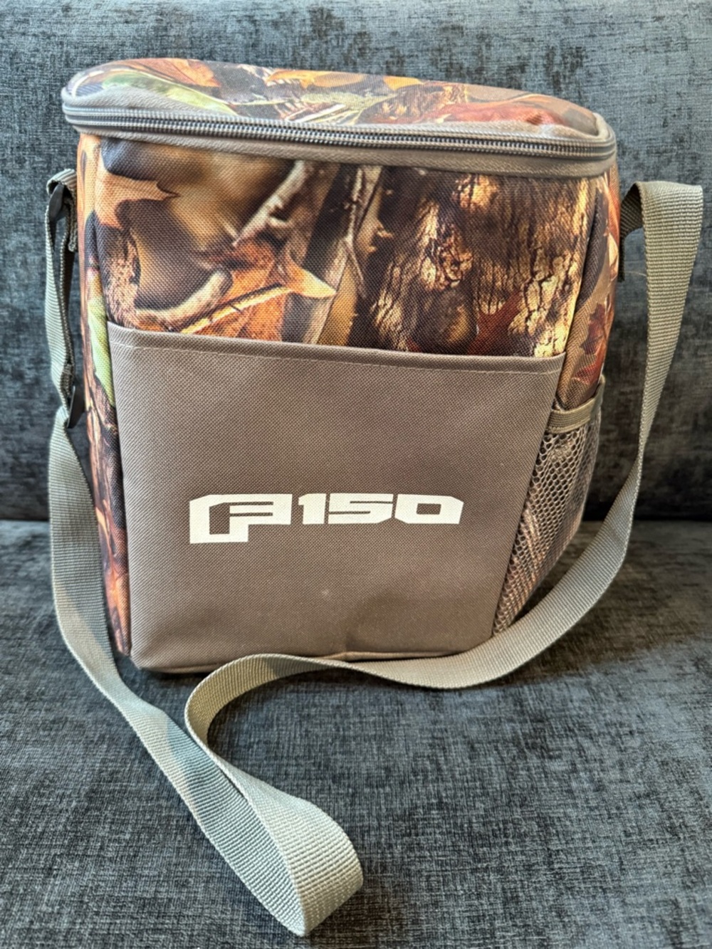 Camo Ford F-150 Logo 10x10 Lunch Bag PreOwned Great Condition With Strap